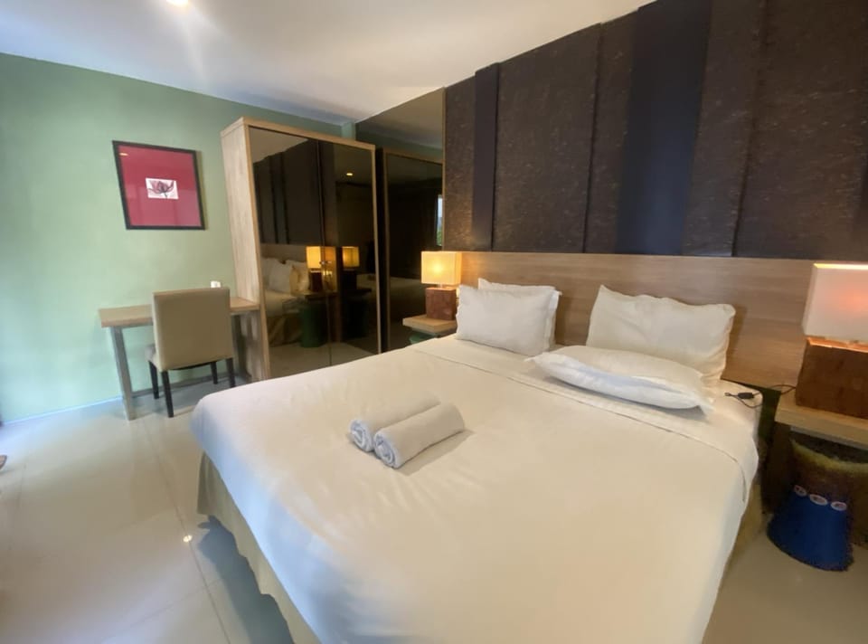 2 bedroom with pool tropical Villa in Kuta Selatan