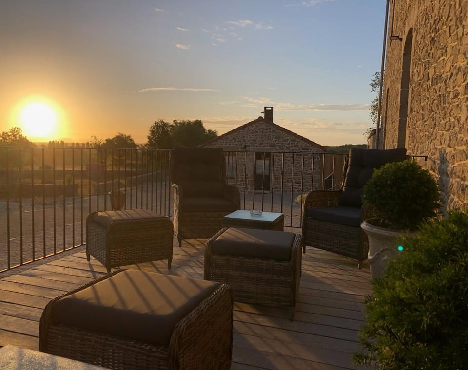 Day, Balcony/Terrace, Sunrise