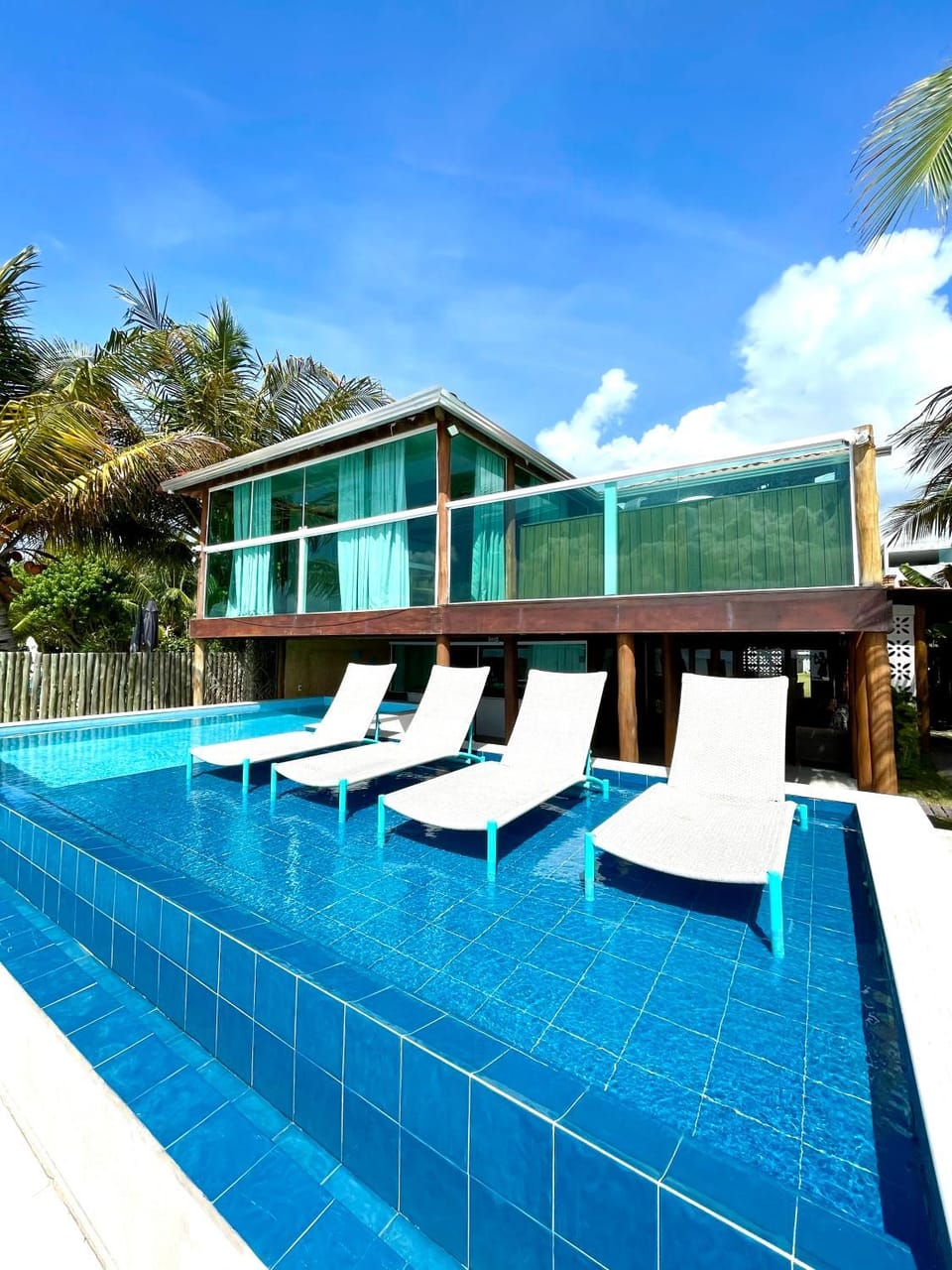Swimming pool, Swimming pool, sunbed
