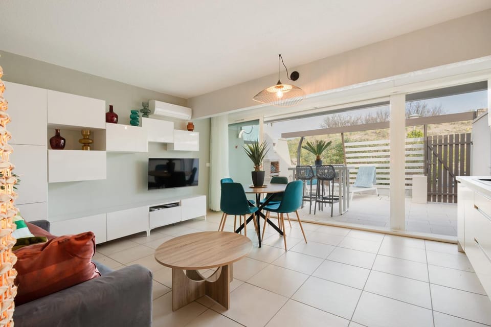 TV and multimedia, Balcony/Terrace