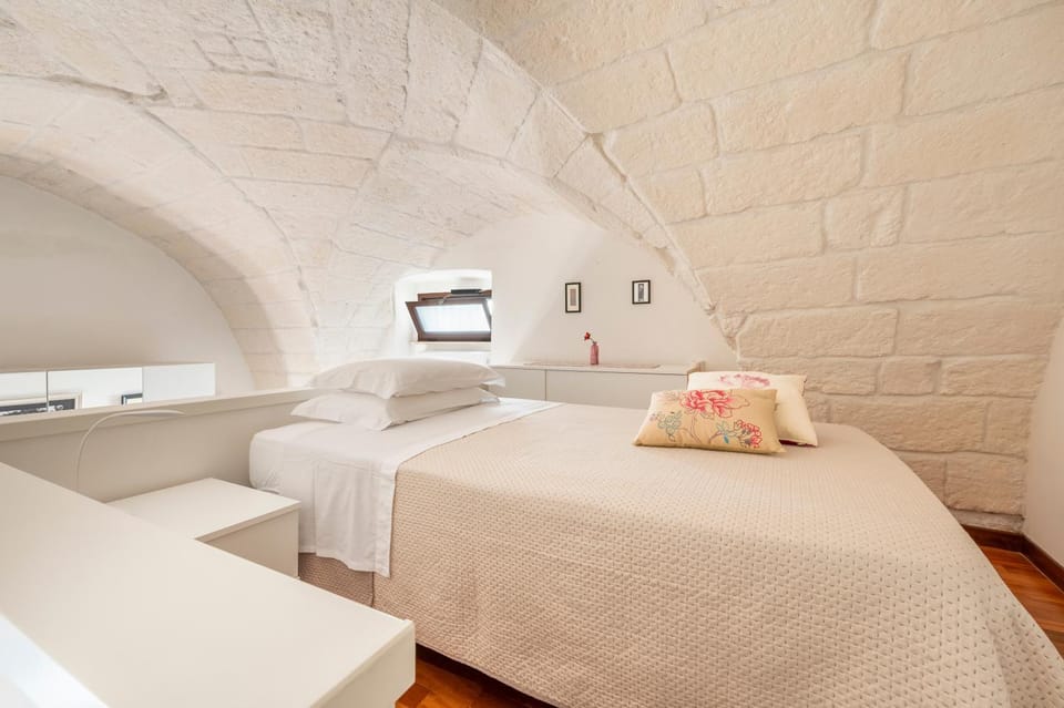 Property building, Living room, Bedroom