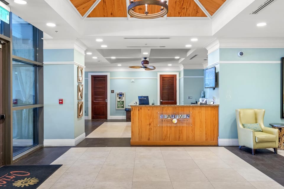 Origin 1319 - Studio King - City View - Amazing Value by Beach Haven Vacation Rentals Apartment in Panama City Beach
