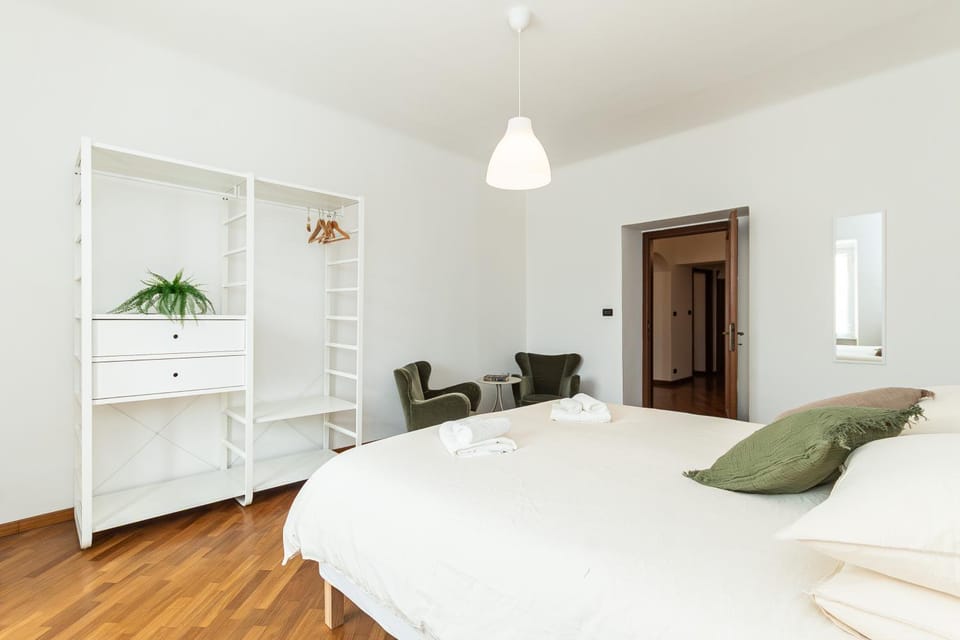 Bed, Photo of the whole room, Bedroom, towels, wardrobe