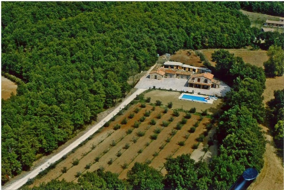 Neighbourhood, Natural landscape, Bird's eye view, Pool view, Swimming pool