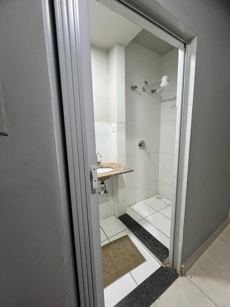 Apartamento 112 - Suíte com ar condicionado Apartment in State of Goiás
