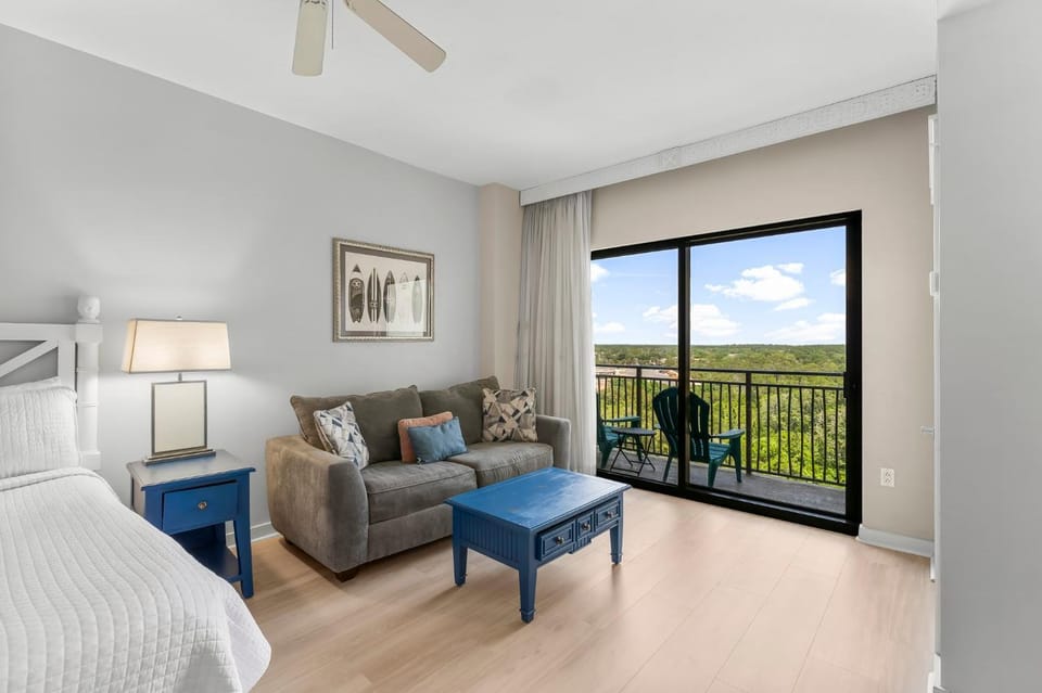 Origin 0815 - Studio King - Peaceful Nature View by Beach Haven Vacation Rentals Apartment in Panama City Beach