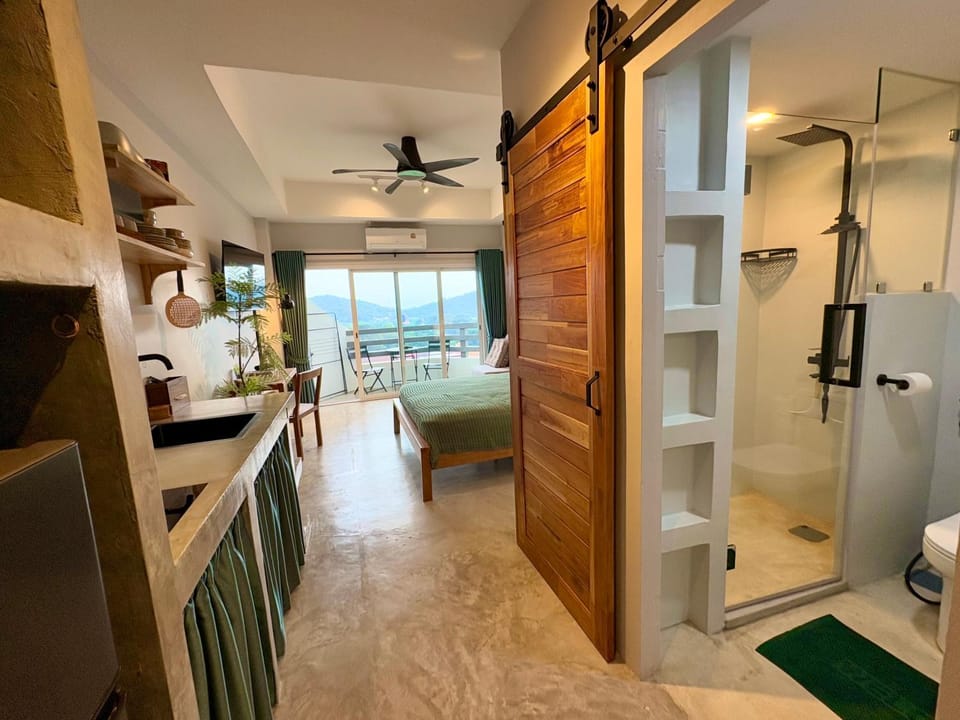 Shower, Balcony/Terrace, Kitchen or kitchenette, Photo of the whole room