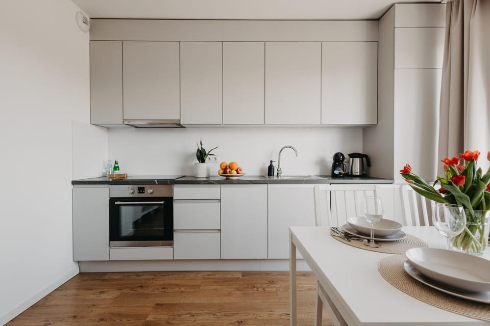 Coffee/tea facilities, Kitchen or kitchenette, Living room, Dining area, dishwasher, stove, kitchen