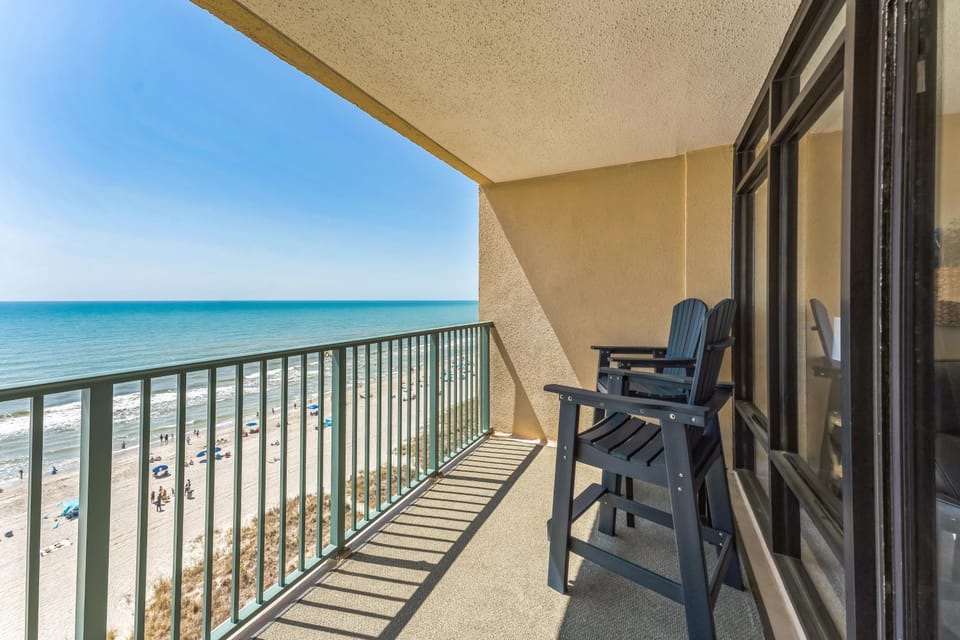 Stunning Ocean Views from the 10th Floor condo Apartment in North Myrtle Beach