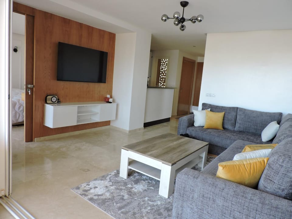 Communal lounge/ TV room, TV and multimedia, Living room