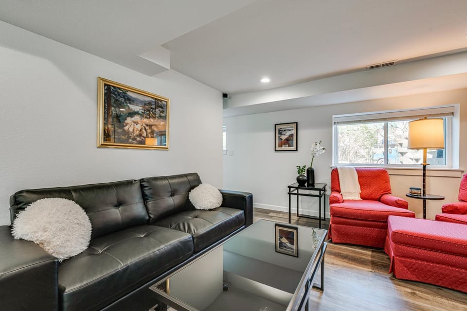 14 Mi to Pearl Street Mall: Erie Getaway House in Erie