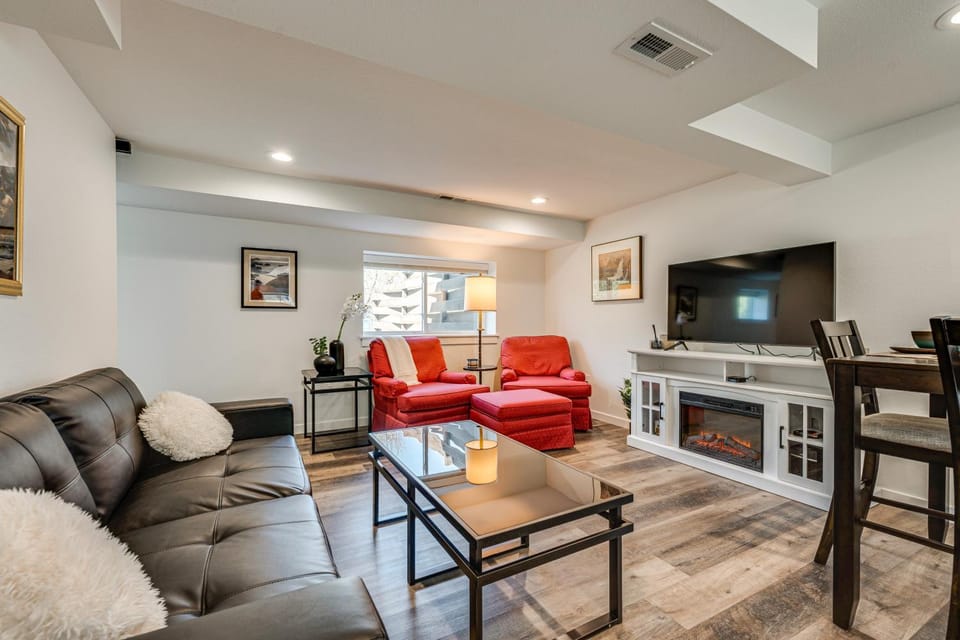 14 Mi to Pearl Street Mall: Erie Getaway House in Erie