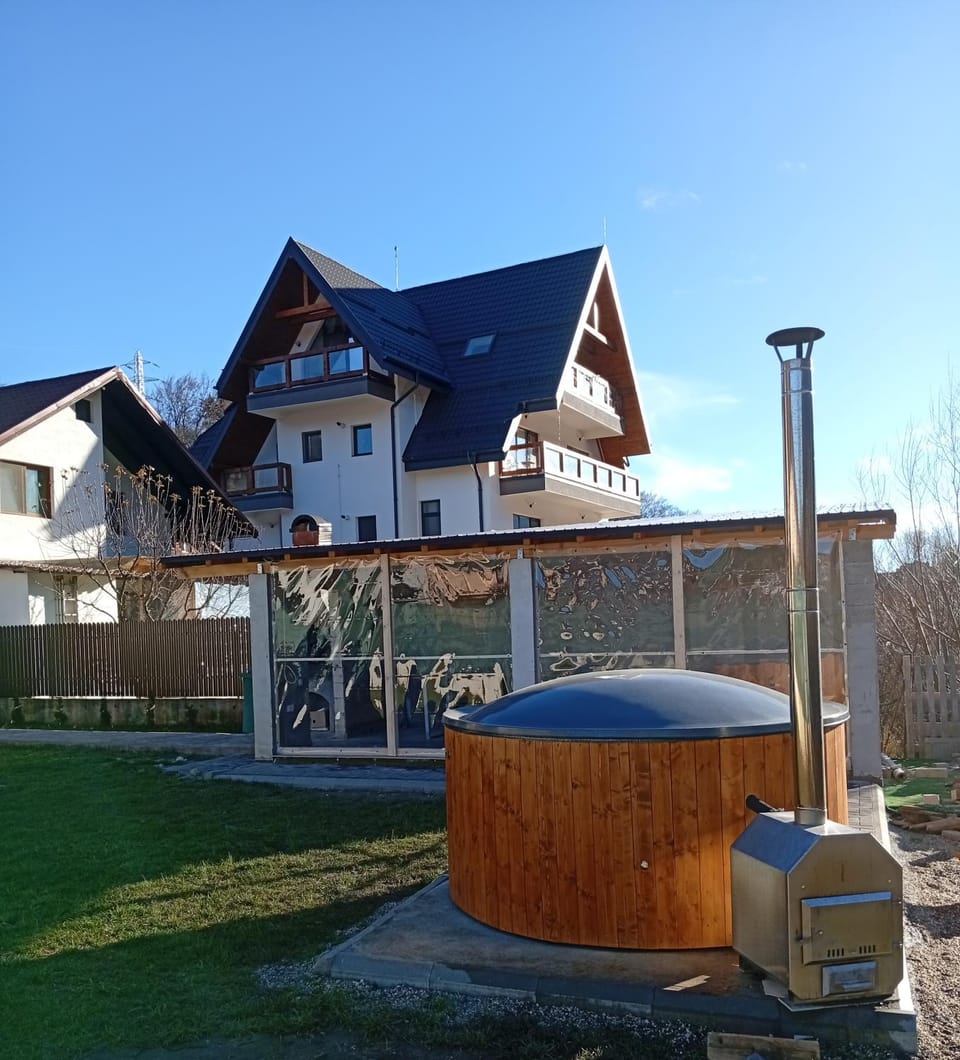 Casa Mathias Villa in Prahova, Romania