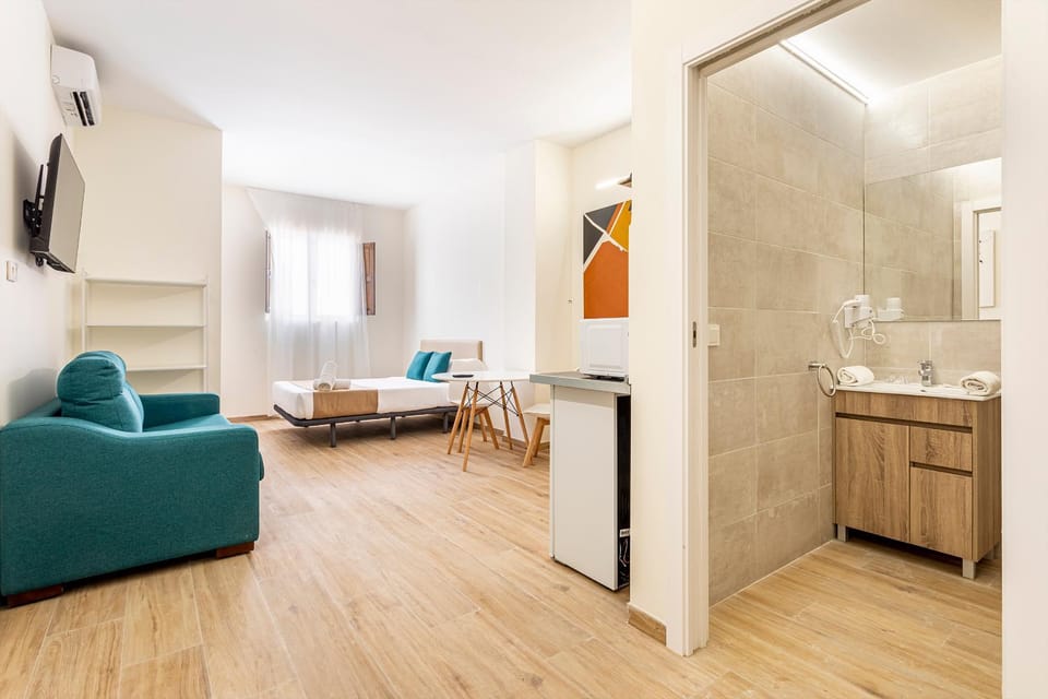 The Port Urban Loft Apartment in Valencia