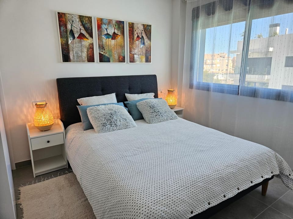 Bed, Bedroom