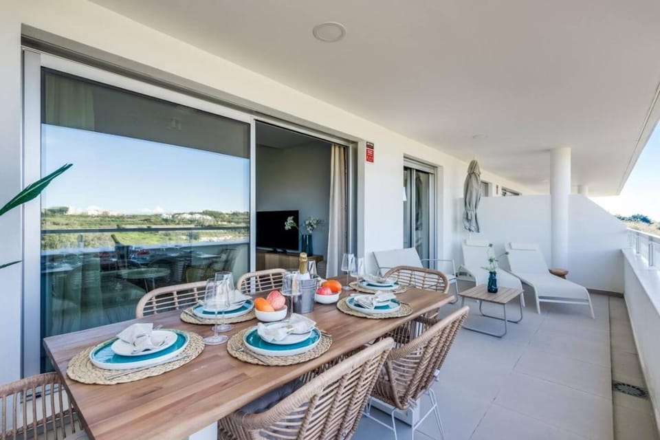 Day, View (from property/room), Balcony/Terrace, Balcony/Terrace, Seating area, sunbed