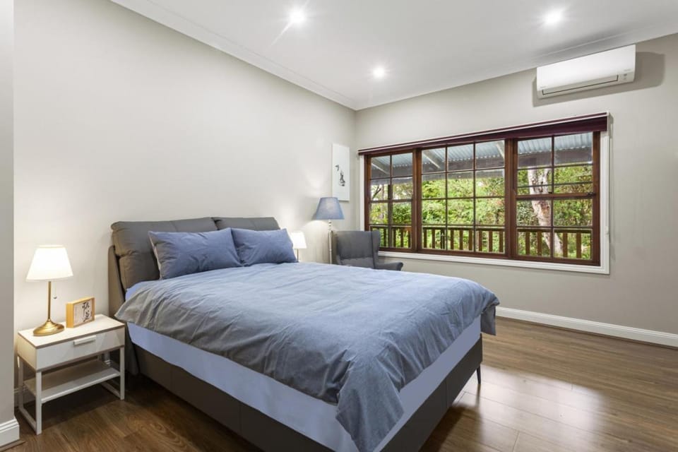 Birdstow Spacious peaceful Stay Sleeps Ten House in Wentworth Falls
