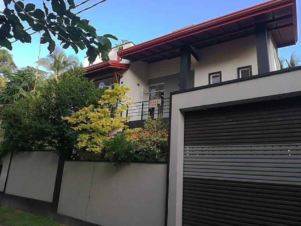 Menuks villa Apartment in Southern Province