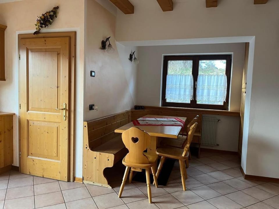 Appartamento Candido Dolomiti CEDANOSTRA Apartment in Veneto