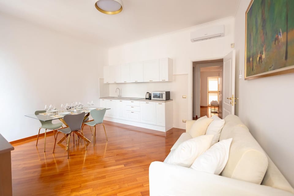 Kitchen or kitchenette, Living room, Dining area, air conditioner