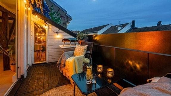 Central attic apartment with balcony Apartment in Oslo
