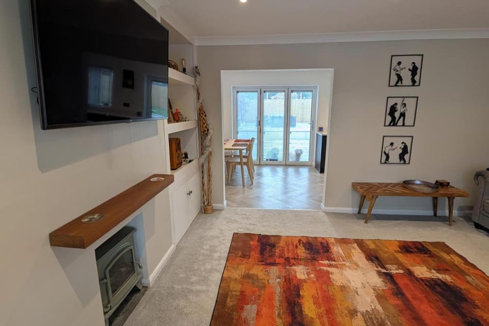 TV and multimedia, Living room