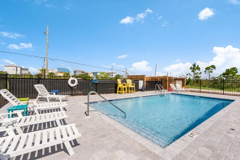 Patio, Day, Natural landscape, Seating area, Pool view, Swimming pool, sunbed