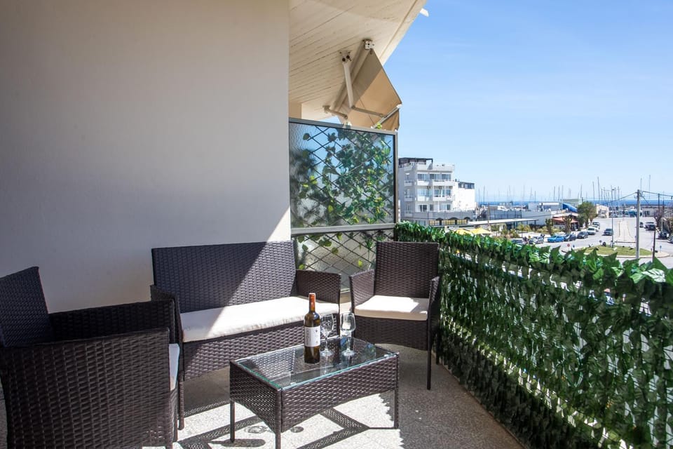 Sea view, Inner courtyard view