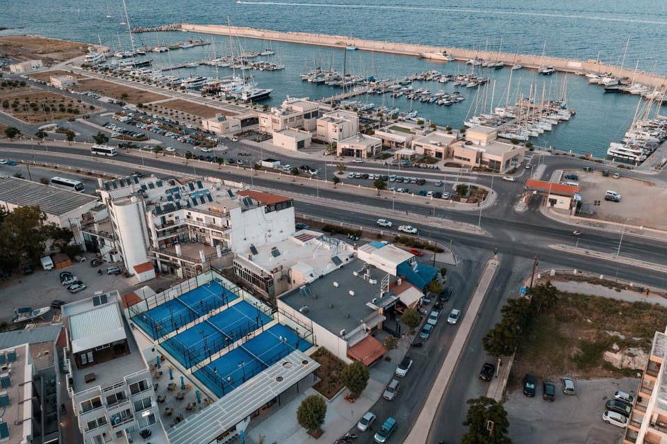 Day, Neighbourhood, Activities, Sea view, Street view, Location