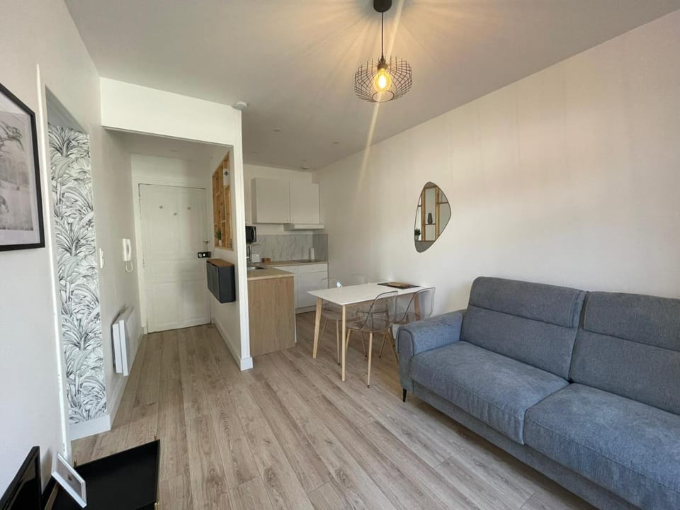Charmant T2 avec cour extérieure Apartment in Pays de la Loire