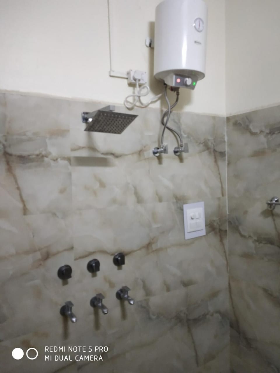 Affordable and adorable Home Apartment in Uttar Pradesh
