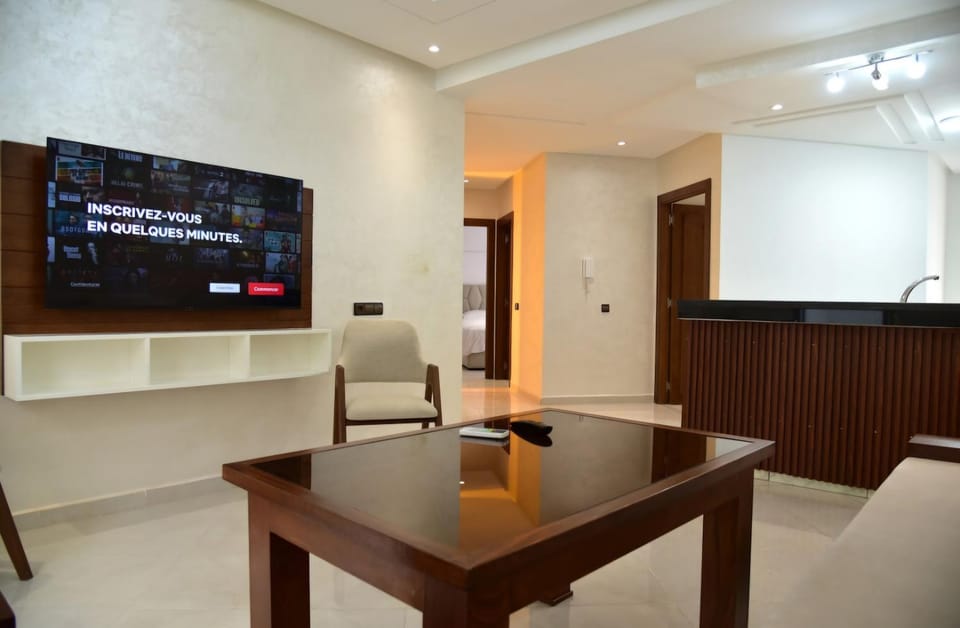 Communal lounge/ TV room, TV and multimedia, Living room, Seating area