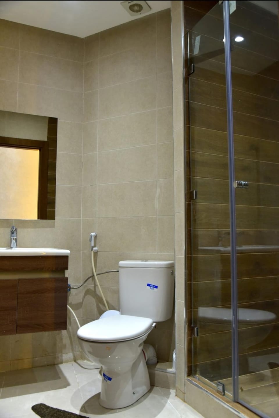 Shower, Toilet, Bathroom