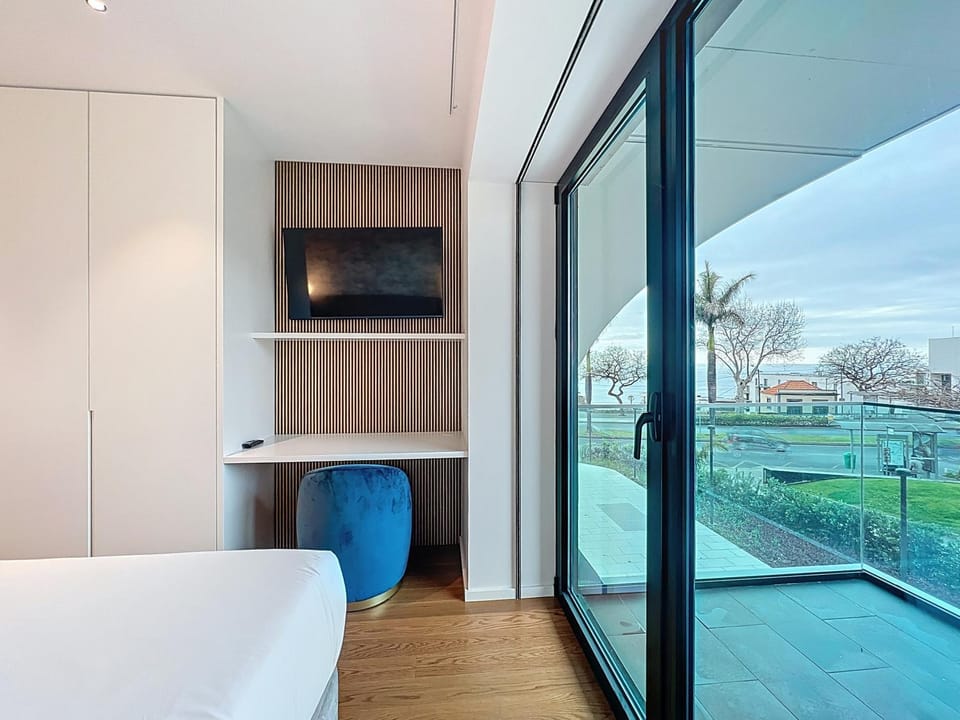 Seating area, Bedroom