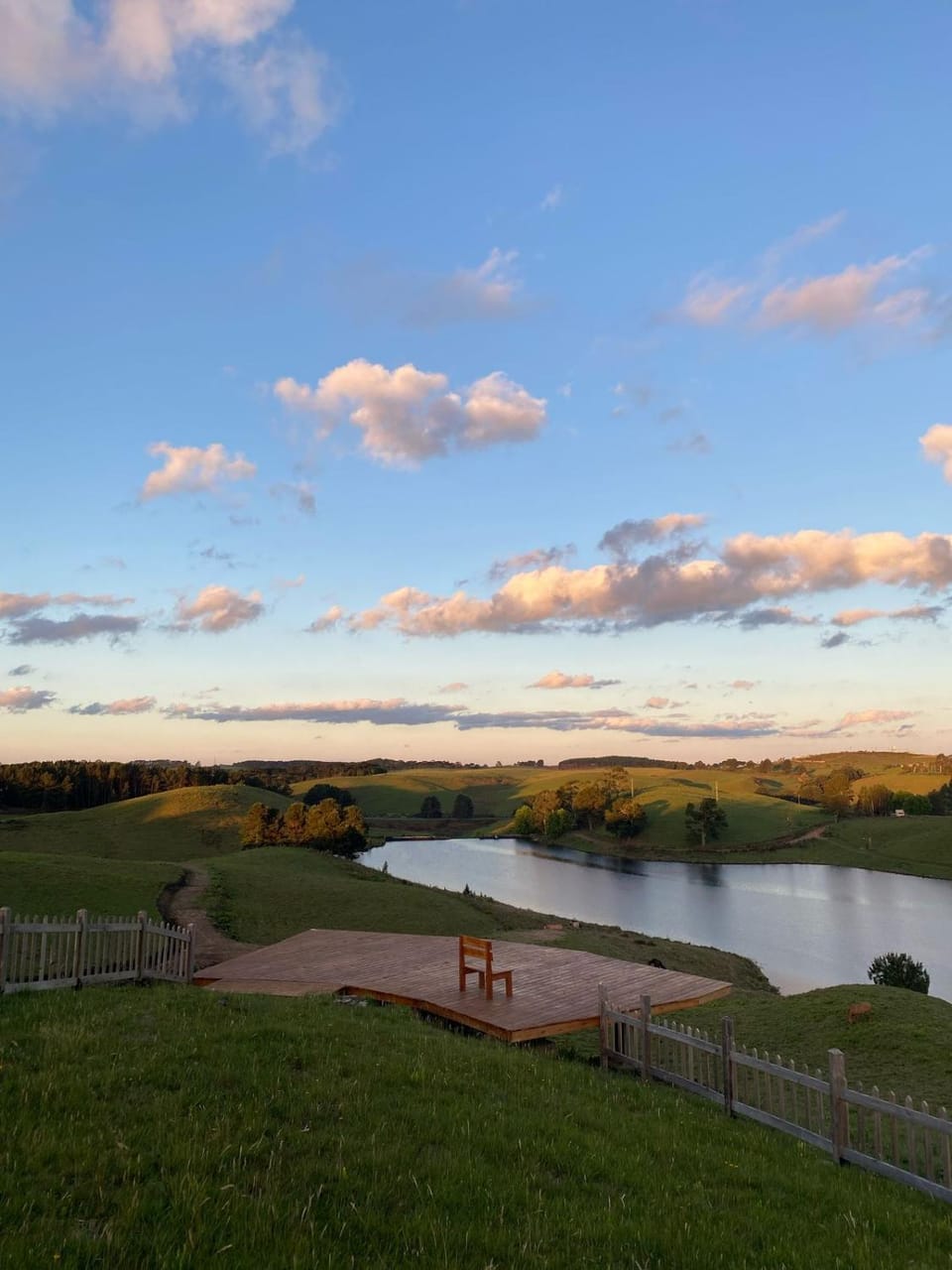 Nearby landmark, Natural landscape, Lake view, River view