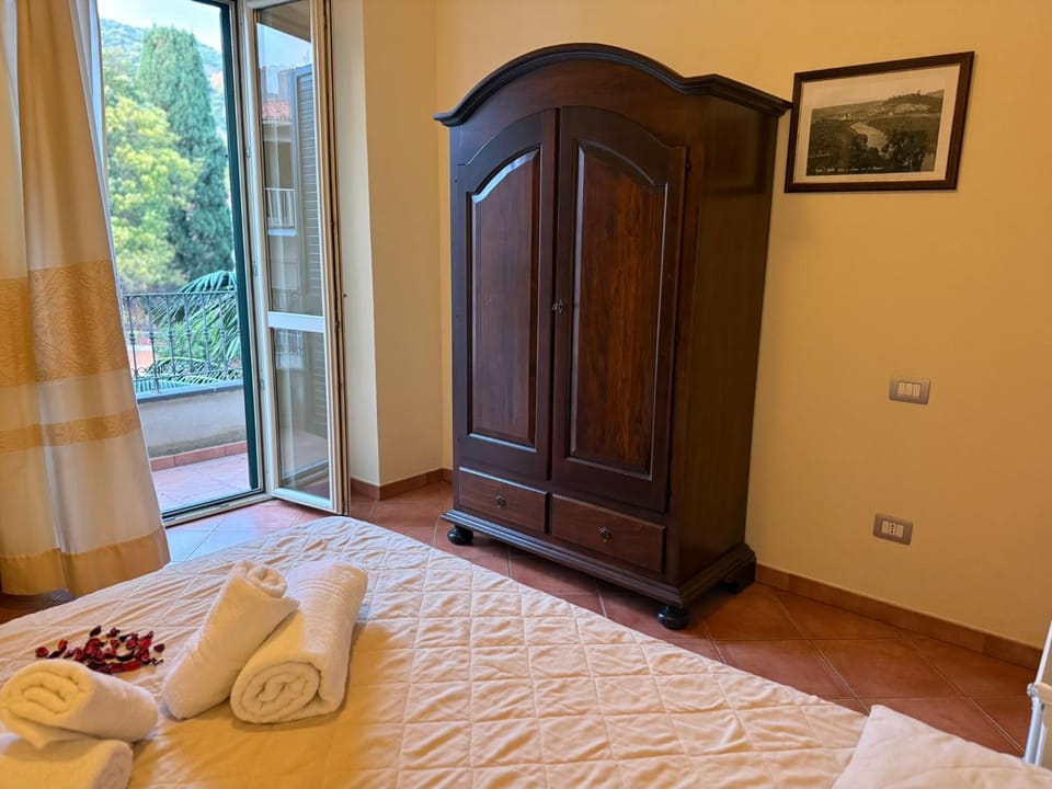 Noelia guesthouse Bed and Breakfast in Bosa