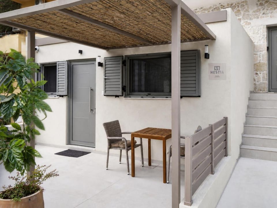Patio, View (from property/room), City view, Garden view, Mountain view, Street view, Inner courtyard view