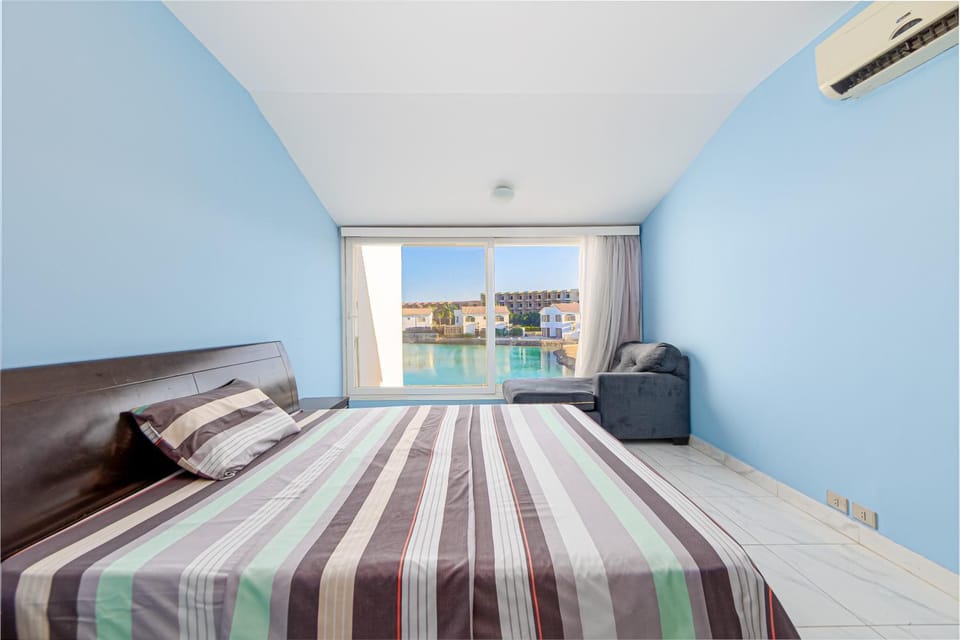 Hurghada Airport Sea Side Villa B&B - Non Residents Only Bed and Breakfast in Hurghada
