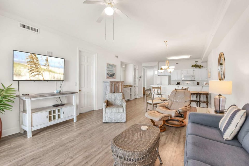 Grand Pointe 512 Gulf-front stunning views & top-notch amenities House in Orange Beach
