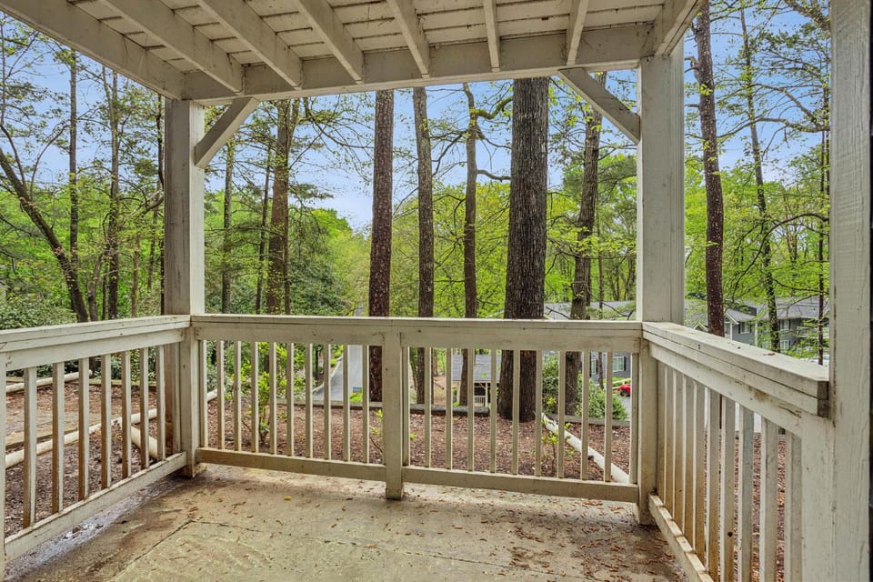Crest at East Cobb 1832A I Spacious 1Bd 1 Bth Apartment in Marietta