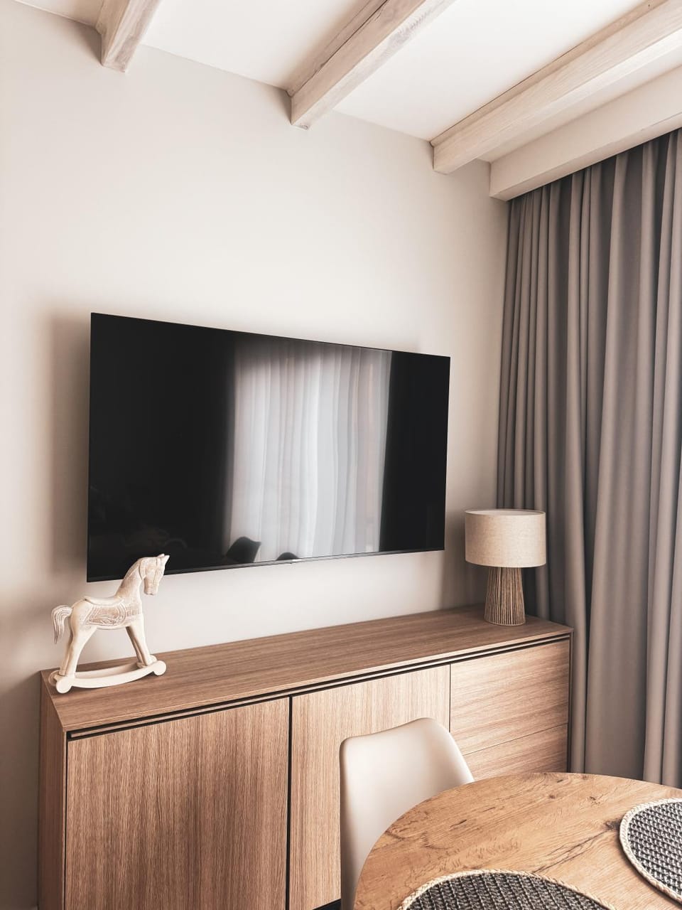 Communal lounge/ TV room, TV and multimedia, Evening entertainment