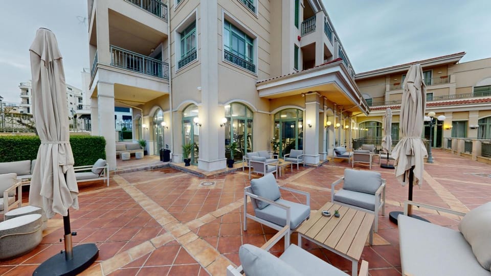 Flores Garden Pool Side and Sea View Apartment Apartment in Burgas Province