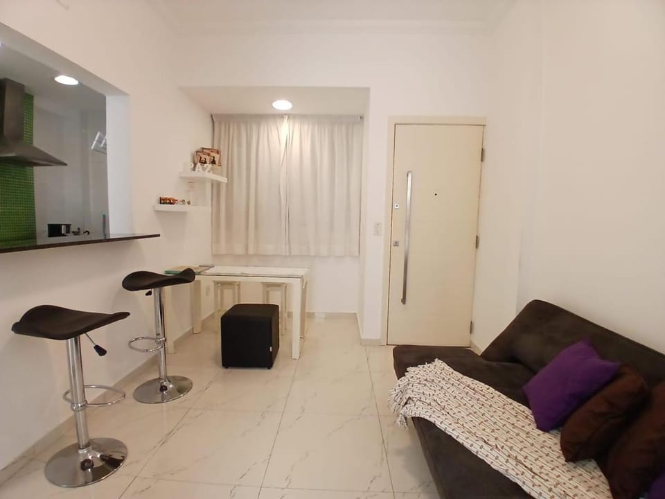 Apartamento lindo, 50 m2, Copacabana, Posto 4 Apartment in Rio de Janeiro