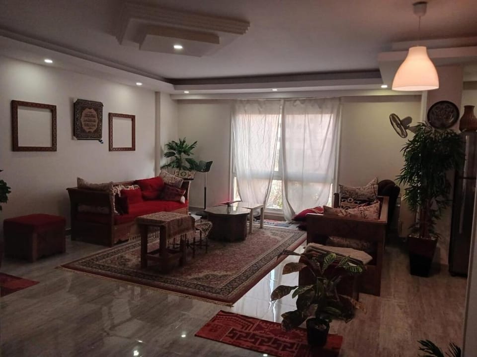 Luxurious Spacious by Mall of Arabia Apartment in Egypt