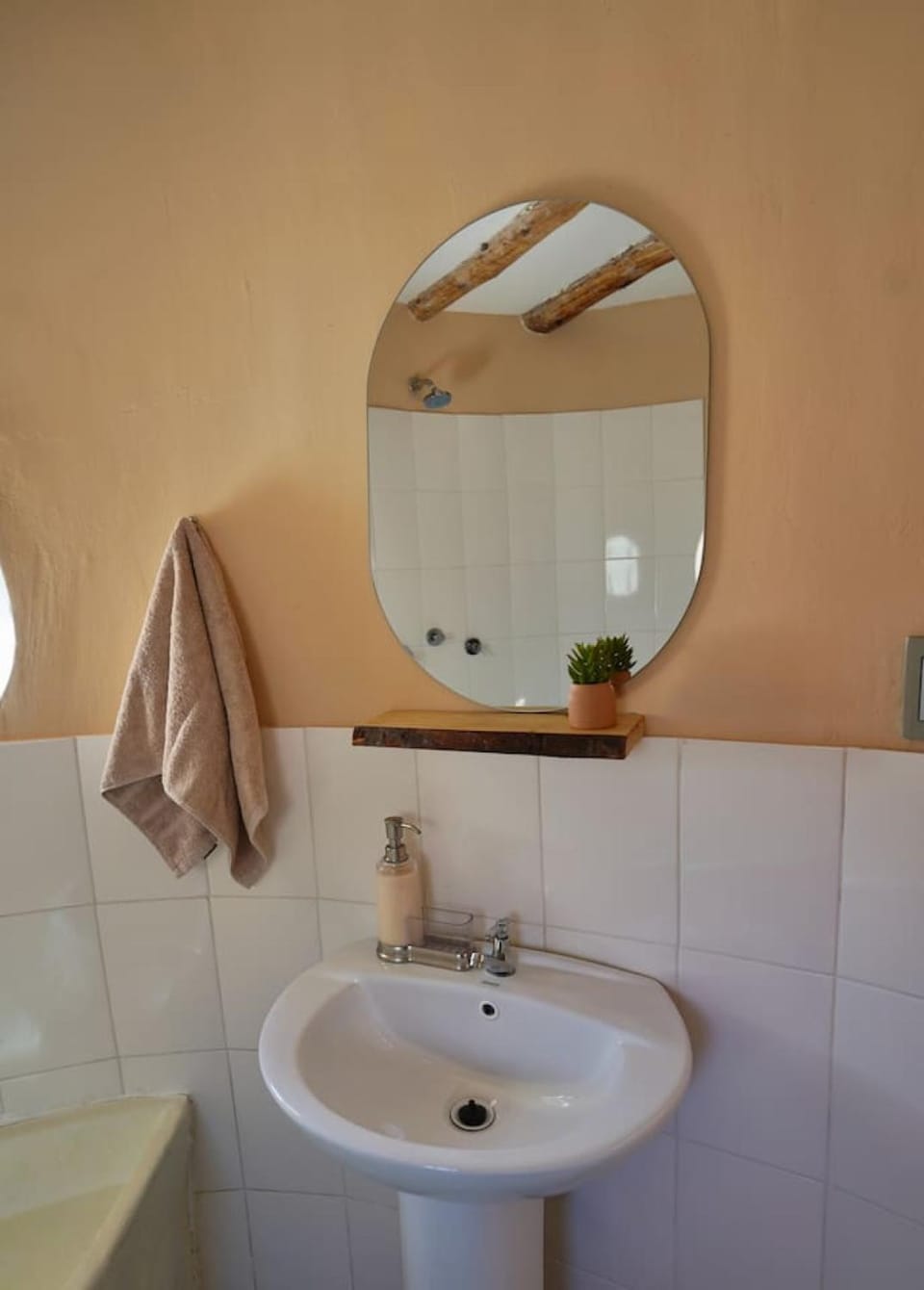 Bright and Spacious Private Studio with Everything Apartment in Pisac
