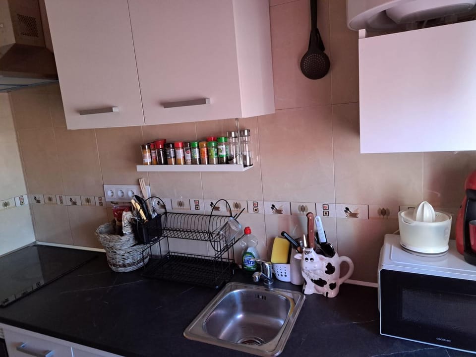 Sol y Olivos Apartamento céntrico en zona de aparcamiento gratuito Apartment in Jaén