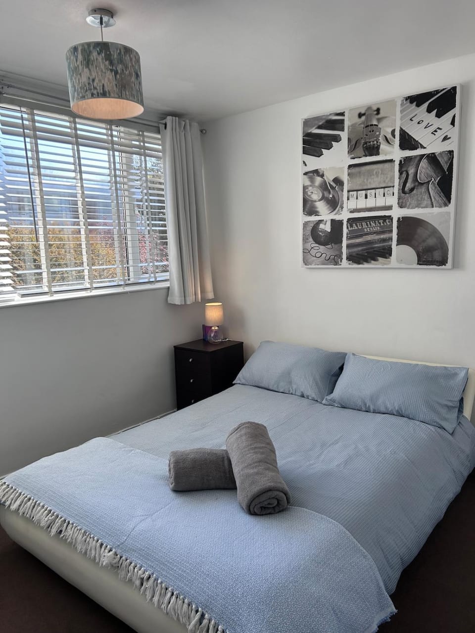Spacious & peaceful 2Bed with balcony, close to town Apartment in Reading