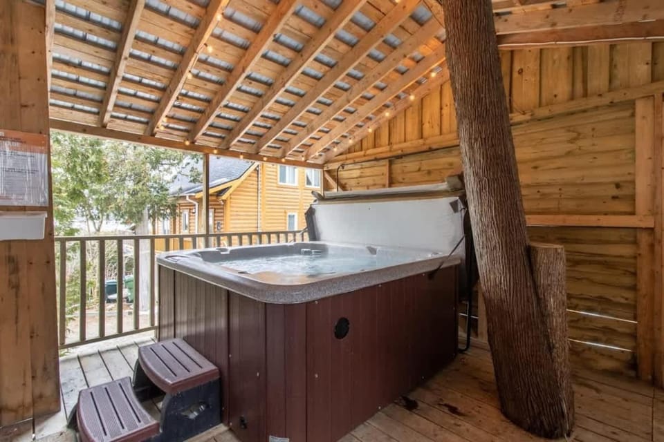 Rustic chalet with VIEW and SPA Chalet in Baie-Saint-Paul