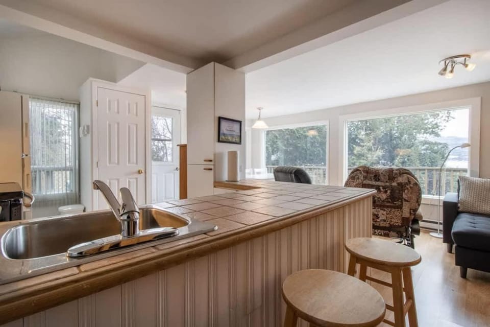 Rustic chalet with VIEW and SPA Chalet in Baie-Saint-Paul