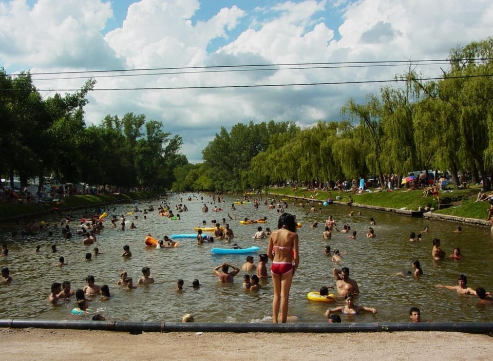 Natural landscape, River view, group of guests